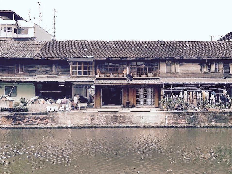 Canale Hostel Bangkok Exteriör bild